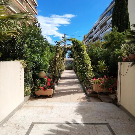 شقة Near Croisette Atypic Garden Pool *